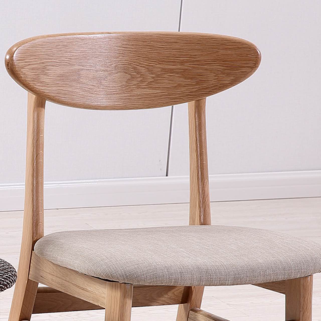白橡木蝴蝶椅餐椅实木餐厅家具布艺休闲椅北欧进口现代简约
