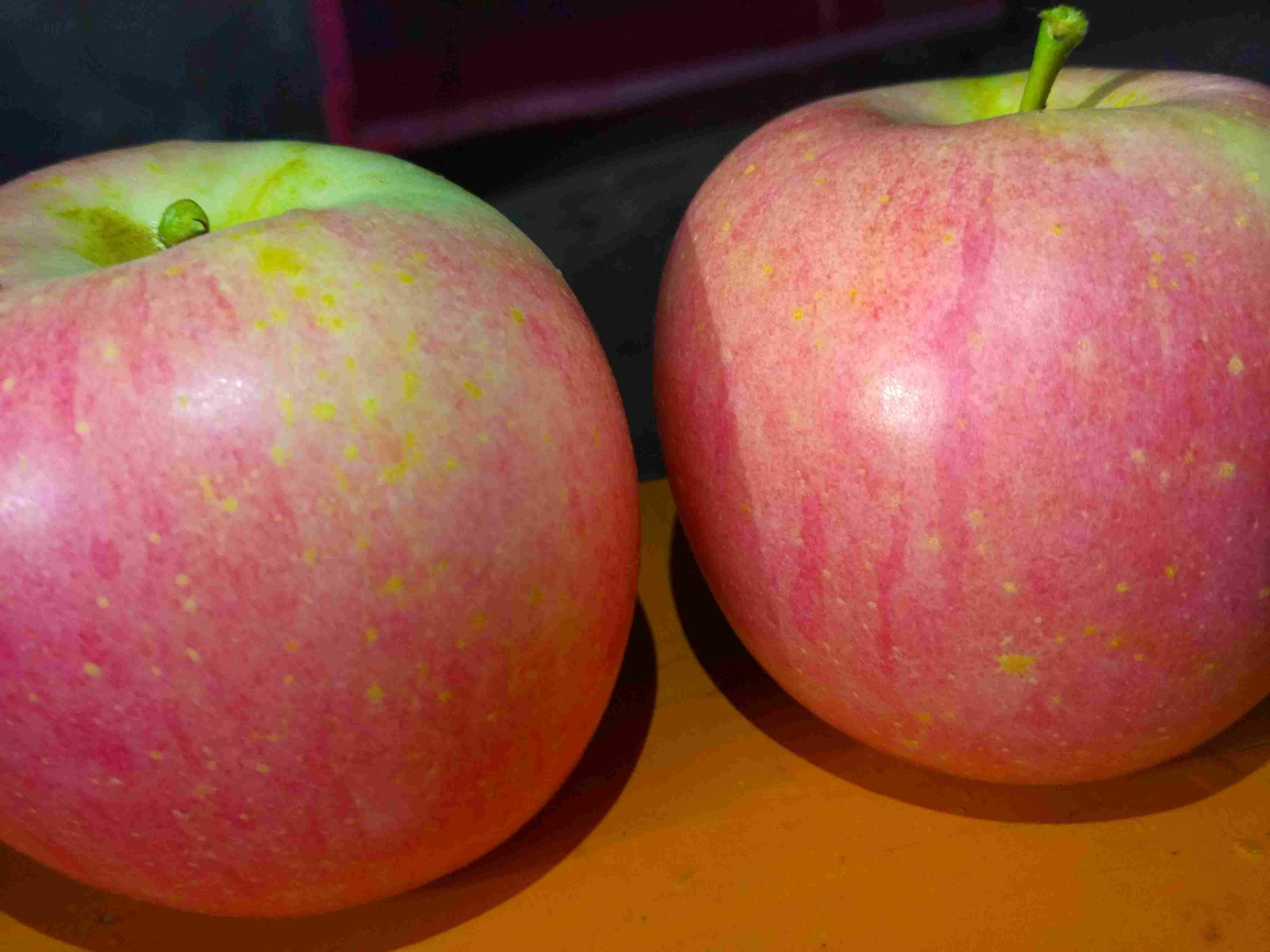 陕西苹果陕西红富士绿色有机食品脆甜可口每箱45元